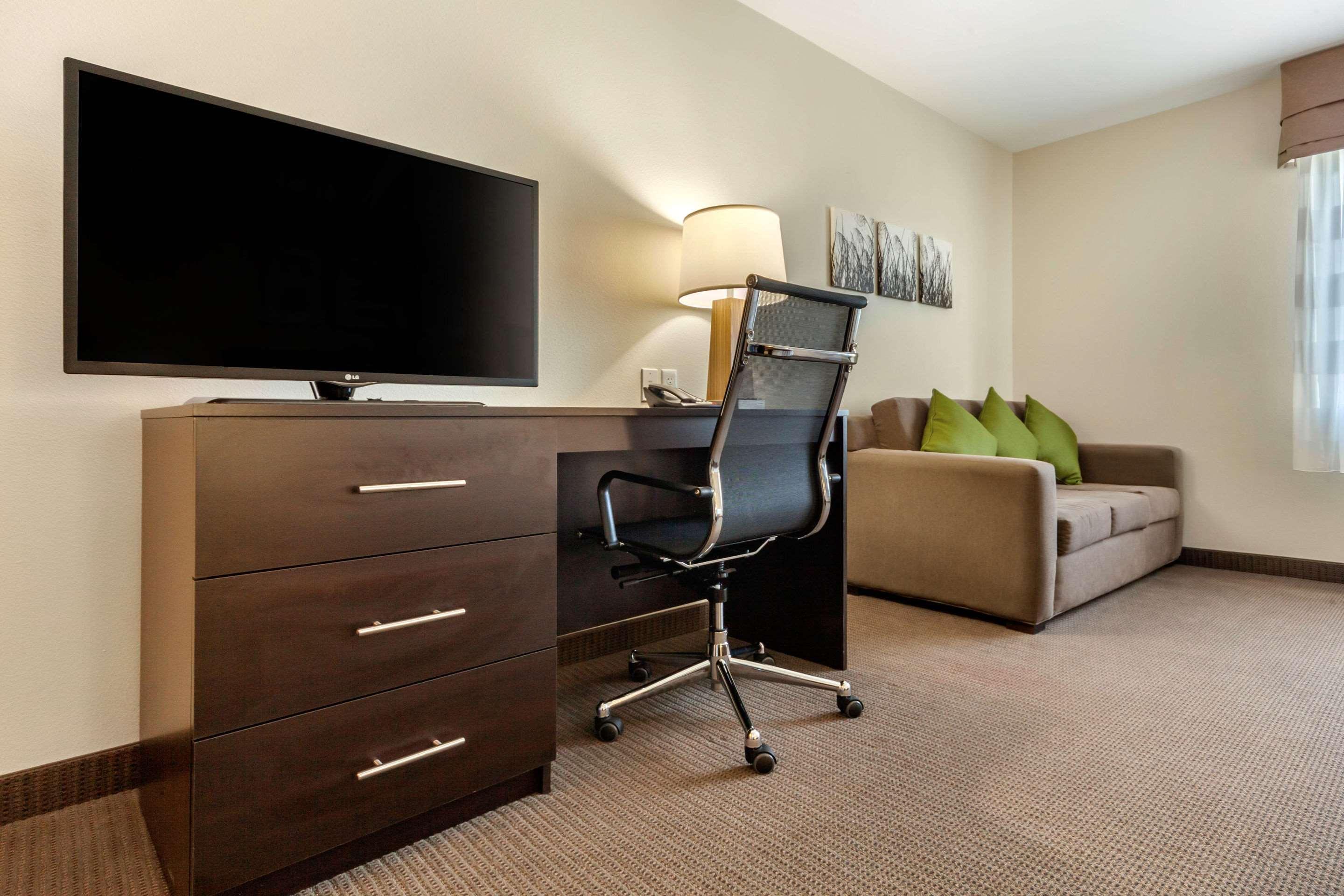 Sleep Inn & Suites Devils Lake Dış mekan fotoğraf