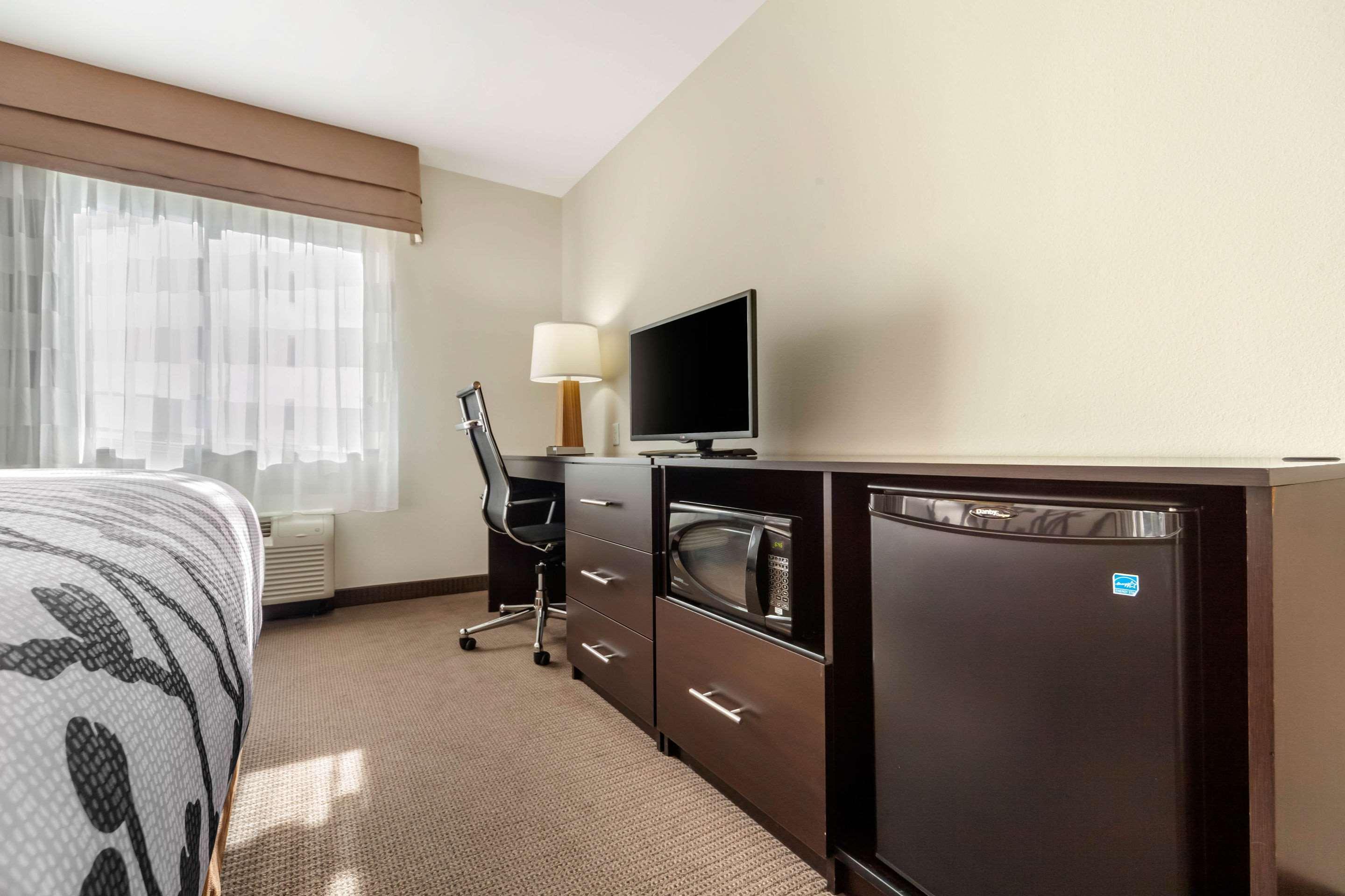 Sleep Inn & Suites Devils Lake Dış mekan fotoğraf